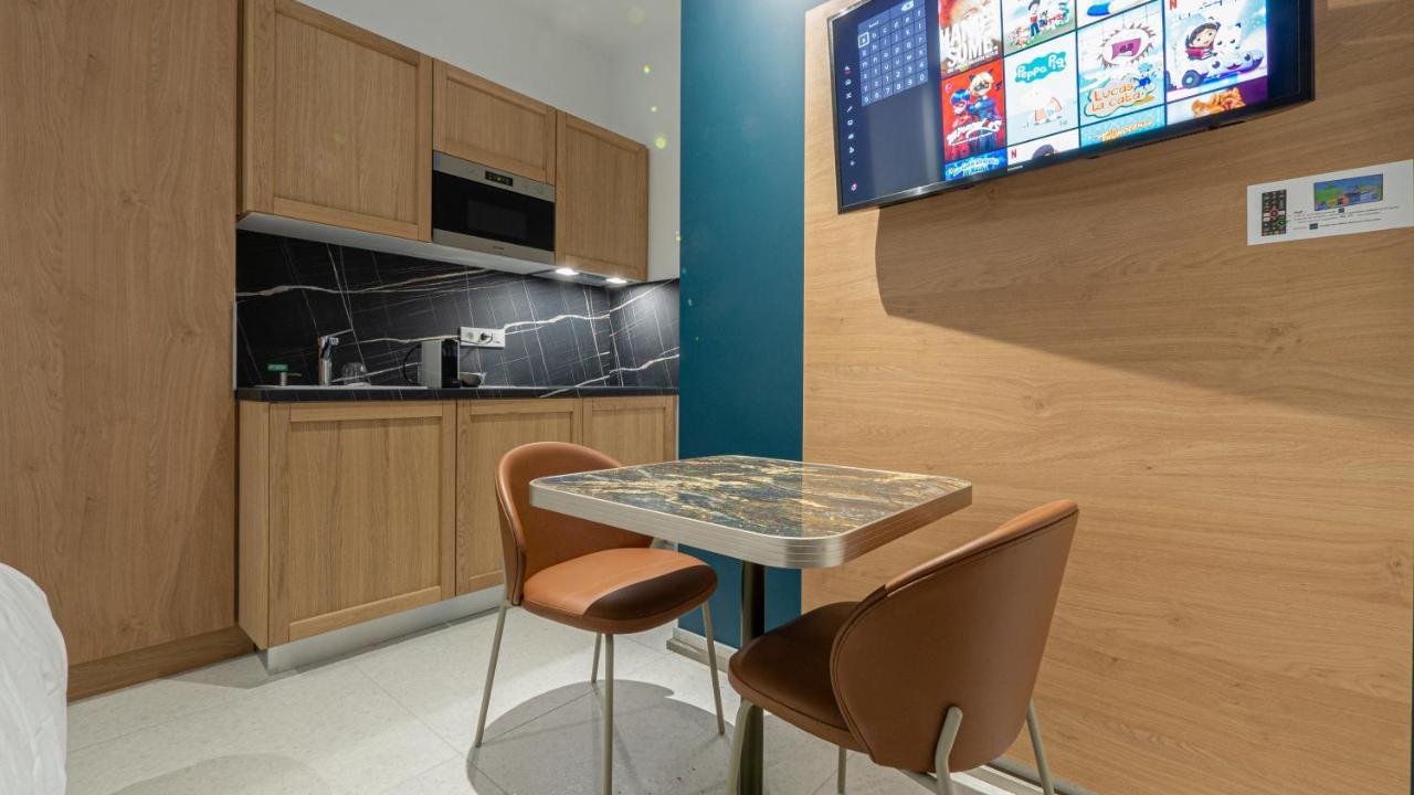 Corner-Set Cholet Centre Apartment ภายนอก รูปภาพ